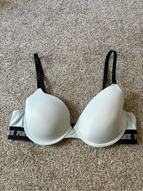 PINK Victoria's Secret T-Shirt Bra with Black Straps 36C
